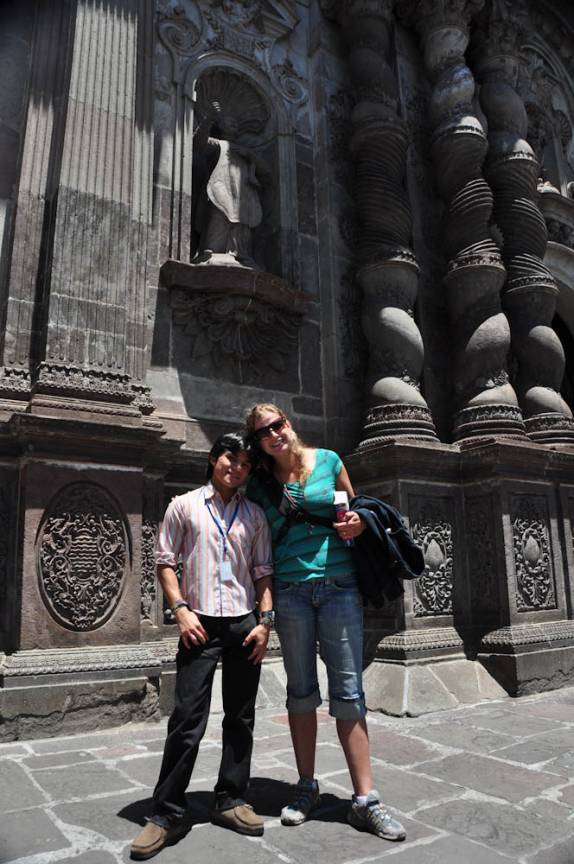 Nosso guia da maravilhosa igreja da Companhia de Jesus, em Quito, no Equador
